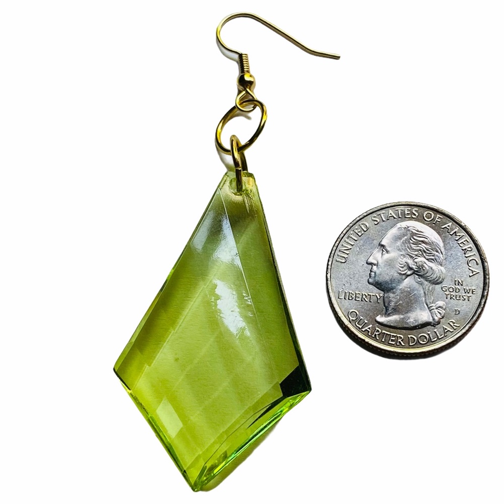 Hand Crafted Earrings Green Peridot Dangle Diamond-Shaped Acrylic Long - Picture 4 of 6